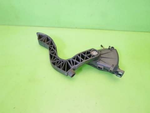 Potencjometr pedał gazu SKODA SUPERB I 3U 1.9 TDI 01-06