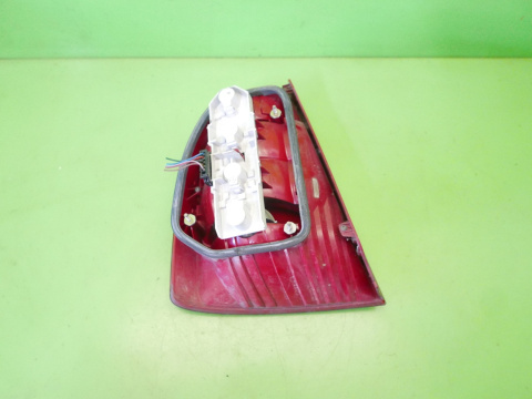 Lampa prawa tył SKODA SUPERB I 3U SEDAN 01-06 Lampa prawa tył SKODA SUPERB I 3U SEDAN 01-06