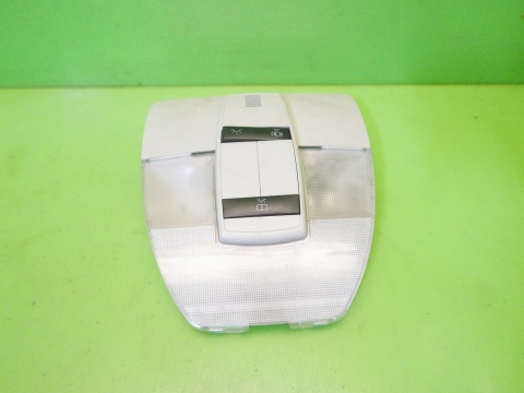 Lampka oświetlenie kabiny przód MERCEDES W169 A180 CDI 3D 04-08