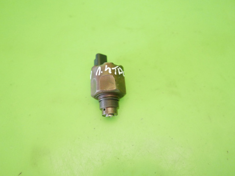 Czujnik zawór ciśnienia paliwa FORD FUSION MK1 I 1.4 TDCI Czujnik zawór ciśnienia paliwa FORD FUSION MK1 I 1.4 TDCI