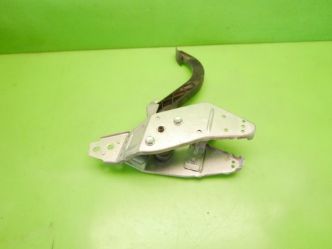 Pedał sprzęgła OPEL ASTRA H III 1.6 16V 04-06 Pedał sprzęgła OPEL ASTRA H III 1.6 16V 04-06