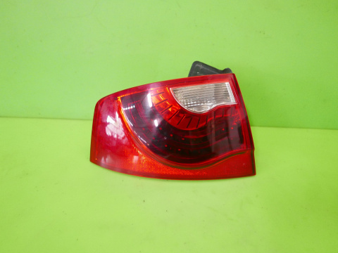 Lampa lewa tył w błotnik led SEAT EXEO I 3R SEDAN 11-13