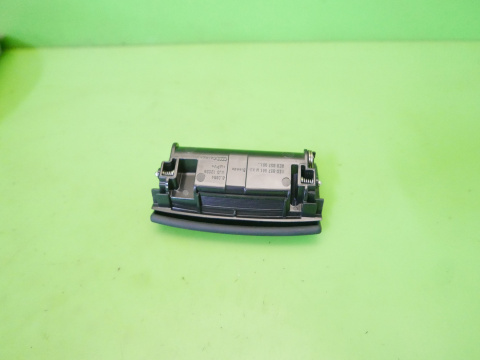 Popielniczka tył soul SEAT EXEO I 3R SEDAN 11-13 Popielniczka tył soul SEAT EXEO I 3R SEDAN 11-13