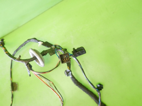 Wiązka instalacja drzwi lewy przód OPEL CORSA D 5D 06-11 Wiązka instalacja drzwi lewy przód OPEL CORSA D 5D 06-11