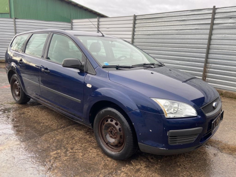 Zderzak przód przedni I2 FORD FOCUS MK2 04-07 Zderzak przód przedni I2 FORD FOCUS MK2 04-07