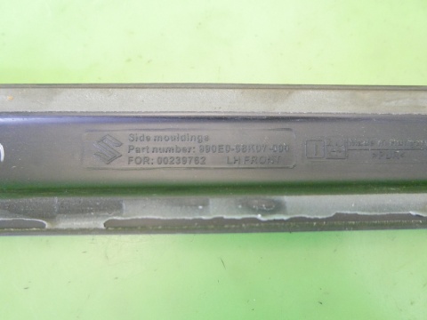 Listwa drzwiowa lewa przód SUZUKI ALTO VII GF 09-15