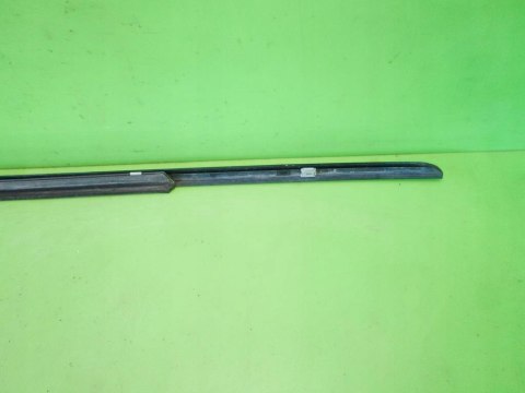 LISTWA ZGARNIAJĄCA LEWA TYŁ MERCEDES W211 SEDAN