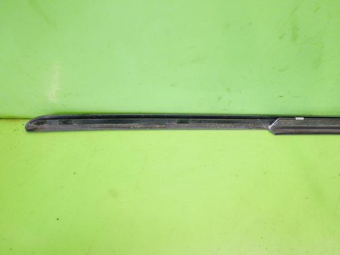 LISTWA ZGARNIAJĄCA PRAWA TYŁ MERCEDES W211 SEDAN