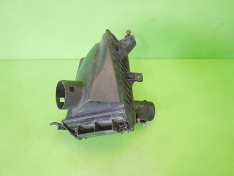 Obudowa filtra powietrza NISSAN QASHQAI I J10 2.0 16V 06-09