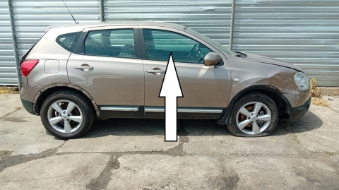 Szyba drzwiowa prawa przód NISSAN QASHQAI I J10 06-09