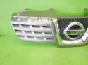 Grill atrapa logo znaczek emblemat przód NISSAN QASHQAI I J10 06-09