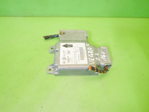 Moduł sensor airbag 13170589 OPEL VECTRA C GTS 2.2 16V Z22YH