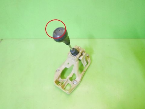 LEWAREK DŹWIGNIA ZMIANY BIEGÓW MERCEDES W169 A170 1.7 04-08