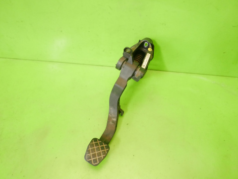 Pedał sprzęgła 6R1721059H SEAT IBIZA IV 6J 08-12