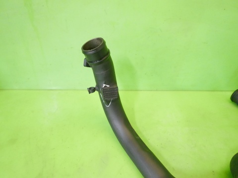 Rura przewód powietrza 6J0145762A SEAT IBIZA IV 6J 1.9TDI 08-12 Rura przewód powietrza 6J0145762A SEAT IBIZA IV 6J 1.9TDI 08-12