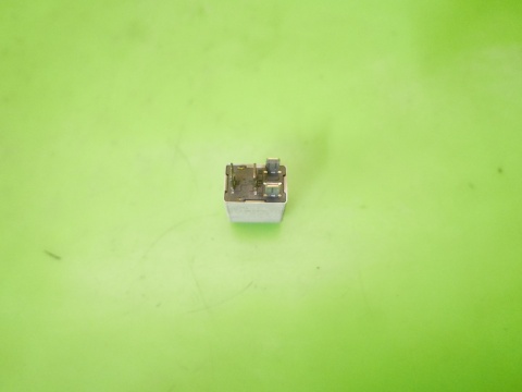 Przekaźnik 449 1K0951253 VW PASSAT B6 2.0 TDI 16V 05-09