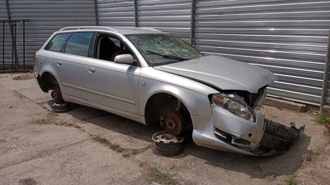TŁOK + KORBOWÓD AUDI A4 B7 2.0 TDI 16V BLB 04-08 TŁOK + KORBOWÓD AUDI A4 B7 2.0 TDI 16V BLB 04-08