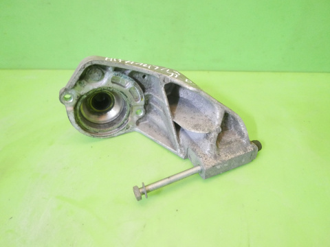 Łapa wahacza amortyzatora lewa ALFA ROMEO 147 1.9 JTDM 16V 04-06 Łapa wahacza amortyzatora lewa ALFA ROMEO 147 1.9 JTDM 16V 04-06
