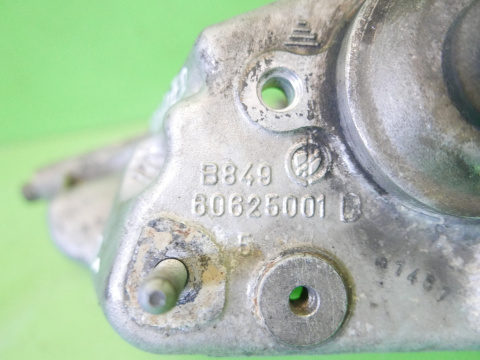 Łapa wahacza amortyzatora prawa ALFA ROMEO 147 1.9 JTDM 16V 04-06 Łapa wahacza amortyzatora prawa ALFA ROMEO 147 1.9 JTDM 16V 04-06