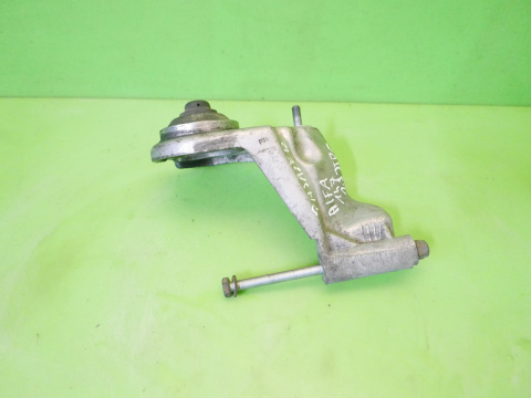 Łapa wahacza amortyzatora prawa ALFA ROMEO 147 1.9 JTDM 16V 04-06 Łapa wahacza amortyzatora prawa ALFA ROMEO 147 1.9 JTDM 16V 04-06