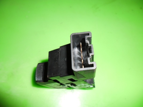 Przełącznik szyby prawy przód SUZUKI SX4 I EY HB 5D 06-09