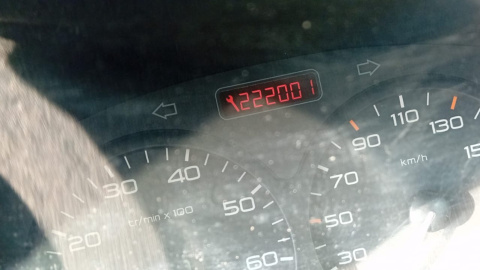 Silnik słupek 1.1 8V HFZ 60KM 44kW PEUGEOT 206 PHI odpala Silnik słupek 1.1 8V HFZ 60KM 44kW PEUGEOT 206 PHI odpala