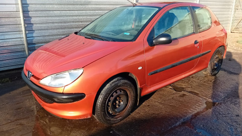 Silnik słupek 1.1 8V HFZ 60KM 44kW PEUGEOT 206 PHI odpala Silnik słupek 1.1 8V HFZ 60KM 44kW PEUGEOT 206 PHI odpala