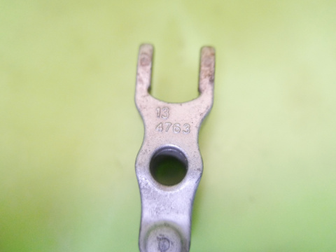 Łapka mocowanie wtrysku wtryskiwaczy 4763 ALFA ROMEO 147 1.9 JTDM Łapka mocowanie wtrysku wtryskiwaczy 4763 ALFA ROMEO 147 1.9 JTDM