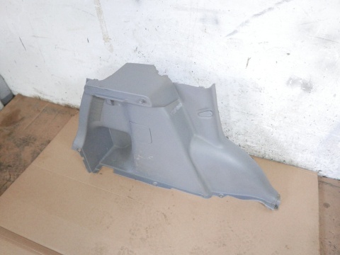 Tapicerka boczek bagażnika lewy SUZUKI SX4 I EY HB 5D 06-09