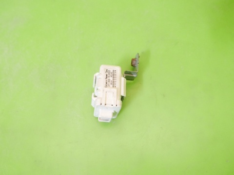 Przekaźnik moduł centralnego zamka 37190-51K00 SUZUKI SX4 I EY 06-09