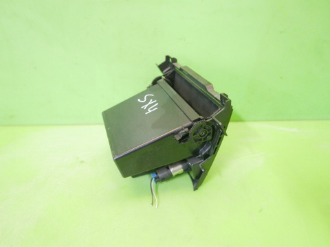 Schowek zapalniczka przód SUZUKI SX4 I EY HB 06-09 Schowek zapalniczka przód SUZUKI SX4 I EY HB 06-09