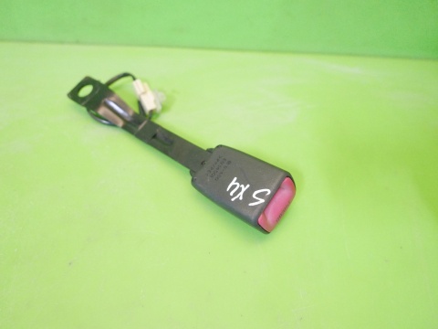 Zapięcie zatrzask pasa lewy przód SUZUKI SX4 I EY HB 5D 06-09
