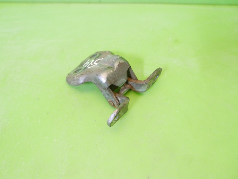 Zawias drzwiowy prawy przód dół ZCD SUZUKI SX4 I EY HB 5D 06-09