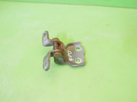 Zawias drzwiowy prawy przód dół ZCD SUZUKI SX4 I EY HB 5D 06-09