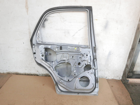 Drzwi lewe tył ZCD SUZUKI SX4 I EY HB 5D 06-09 Drzwi lewe tył ZCD SUZUKI SX4 I EY HB 5D 06-09