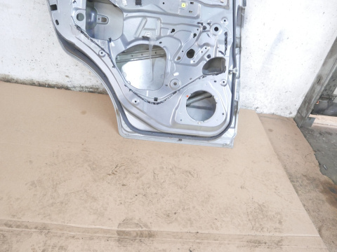 Drzwi lewe tył ZCD SUZUKI SX4 I EY HB 5D 06-09 Drzwi lewe tył ZCD SUZUKI SX4 I EY HB 5D 06-09