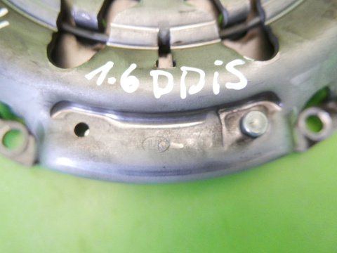 Docisk + tarcza sprzęgła SUZUKI SX4 I EY 1.6 DDIS 06-09 Docisk + tarcza sprzęgła SUZUKI SX4 I EY 1.6 DDIS 06-09