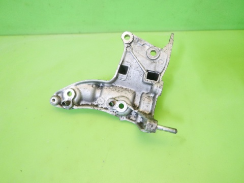 Łapa alternatora 11551-69K50 SUZUKI SX4 I EY 1.6 DDIS 06-09