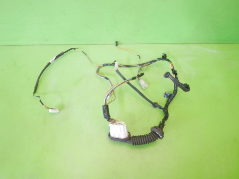 Wiązka instalacja drzwi prawa przód 36757-55L40 SUZUKI SX4 I EY 06-09