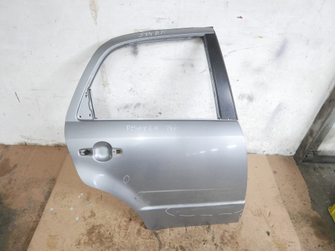 Drzwi prawe tył ZCD SUZUKI SX4 I EY HB 5D 06-09 Drzwi prawe tył ZCD SUZUKI SX4 I EY HB 5D 06-09