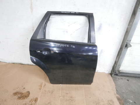 Drzwi prawe tył F3 FORD FOCUS MK2 FL 5D KOMBI 07-11 Drzwi prawe tył F3 FORD FOCUS MK2 FL 5D KOMBI 07-11