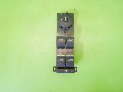 Przełącznik panel szyb lewy przód 8M5T14A132AC FORD FOCUS MK2 FL 07-11 Przełącznik panel szyb lewy przód 8M5T14A132AC FORD FOCUS MK2 FL 07-11