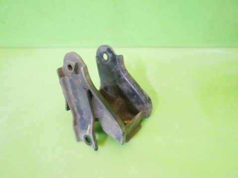 Łapa wspornik silnika FIAT SEDICI I FL 1.6 16V 09-14