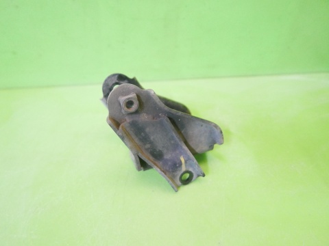 Łapa wspornik silnika FIAT SEDICI I FL 1.6 16V 09-14