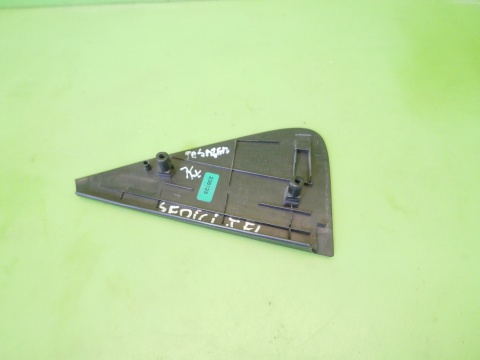 Trójkąt zaślepka drzwi prawa tył FIAT SEDICI I FL 09-14