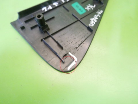 Trójkąt zaślepka drzwi prawa tył FIAT SEDICI I FL 09-14