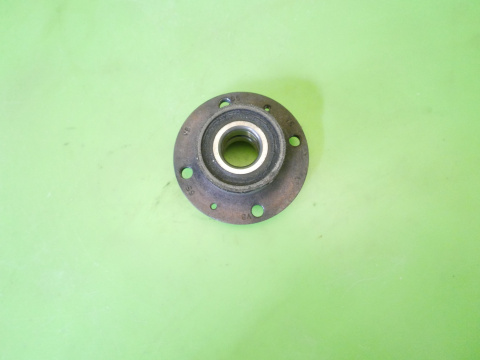 Piasta koła lewa tył OPEL CORSA D 1.2 16V 06-11 Piasta koła lewa tył OPEL CORSA D 1.2 16V 06-11
