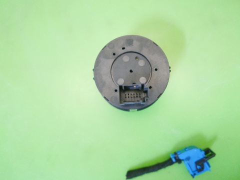 Przełącznik włącznik świateł 13249396 EA OPEL CORSA D 06-11 Przełącznik włącznik świateł 13249396 EA OPEL CORSA D 06-11