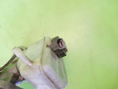 Pompa pompka hamulcowa VW GOLF V 1.9 TDI 03-09