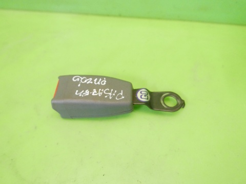 Zatrzask zapięcie pasa prawe przód HONDA CRV CR-V I RD1 95-99 Zatrzask zapięcie pasa prawe przód HONDA CRV CR-V I RD1 95-99